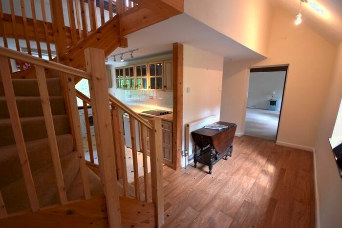 1 Bedroom Flat To Rent In Neen Sollars, Kidderminster, DY14