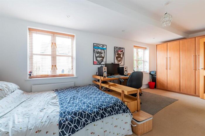 2 Bedroom Duplex For Sale In Romilly Crescent, Pontcanna, CF11