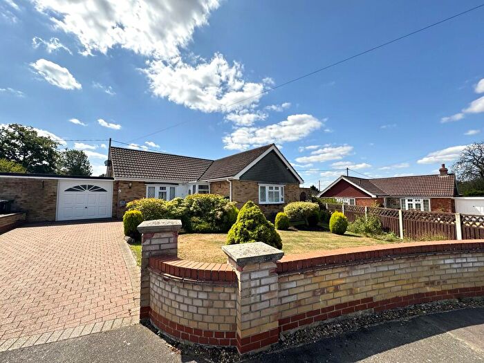 2 Bedroom Detached Bungalow For Sale In South Wootton - Detached Bed Bungalow On Quiet Cul-De-Sac, PE30