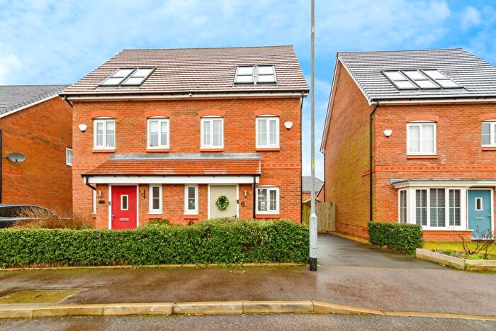 3 Bedroom Semi Detached House For Sale In Chenille Close, Worsley, Manchester, Greater Manchester, M28