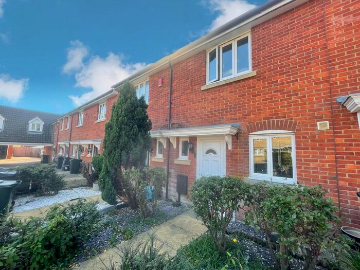 2 Bedroom Property To Rent In Vespasian Way, Kingsnorth, Ashford, TN23