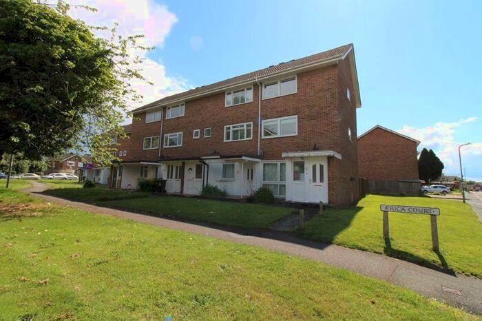 2 Bedroom Maisonette To Rent In Erica Court, Swanley, BR8