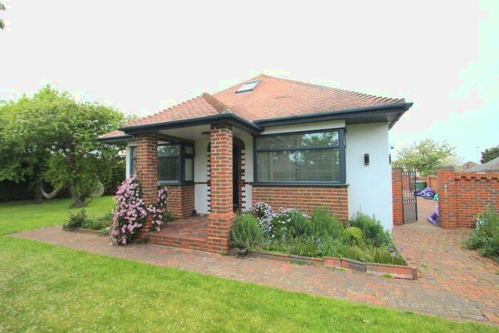 1 Bedroom Flat To Rent In St. Marys Drive, East Preston, Littlehampton, West Sussex, BN16