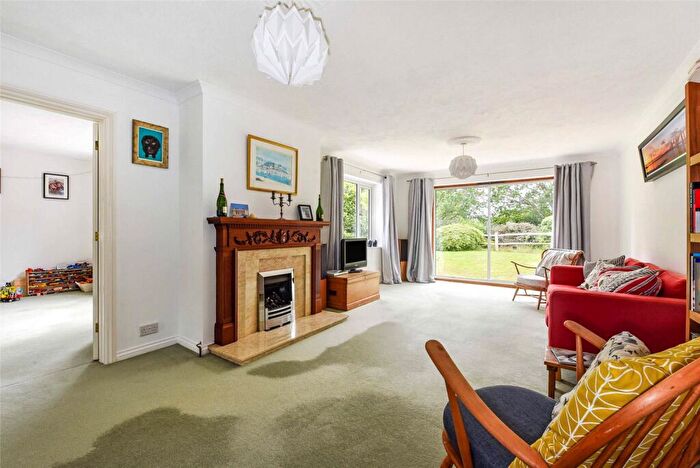 4 Bedroom Detached House For Sale In Plainwood Close, Chichester, West Sussex, PO19