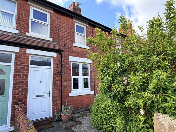 3 Bedroom Terraced House For Sale In Dock Road, Lytham, FY8