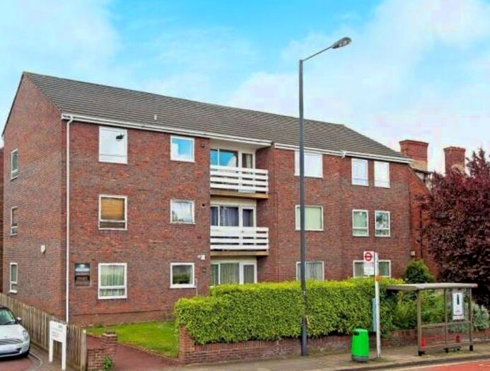 3 Bedroom Flat For Sale In Retlas Court, Bessborough Road, Harrow, HA1
