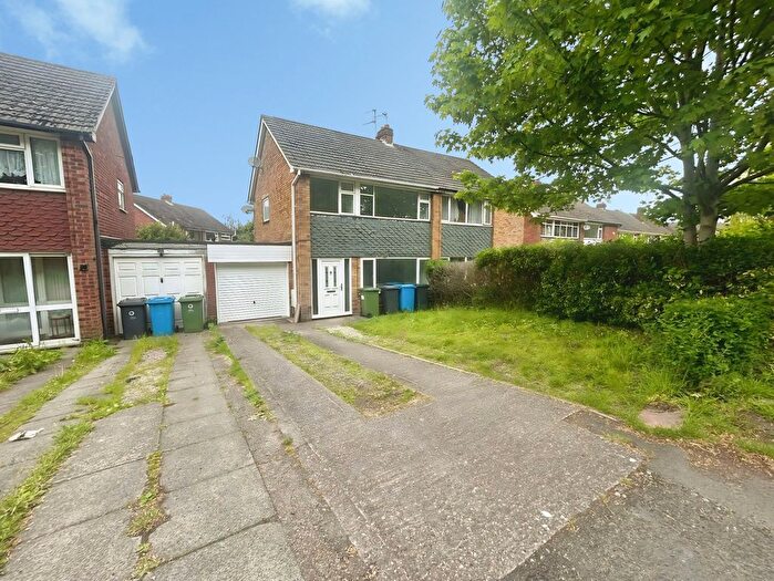 3 Bedroom Semi-Detached House To Rent In Cannock Road, Featherstone, WV10