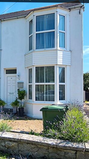 3 Bedroom Semi-Detached House To Rent In Easton Street, Portland, DT5