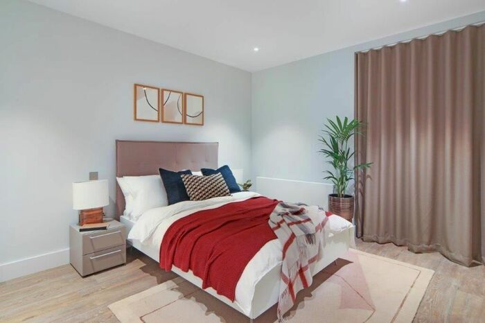 3 Bedroom Flat To Rent In Park Lane, Wembley, HA9