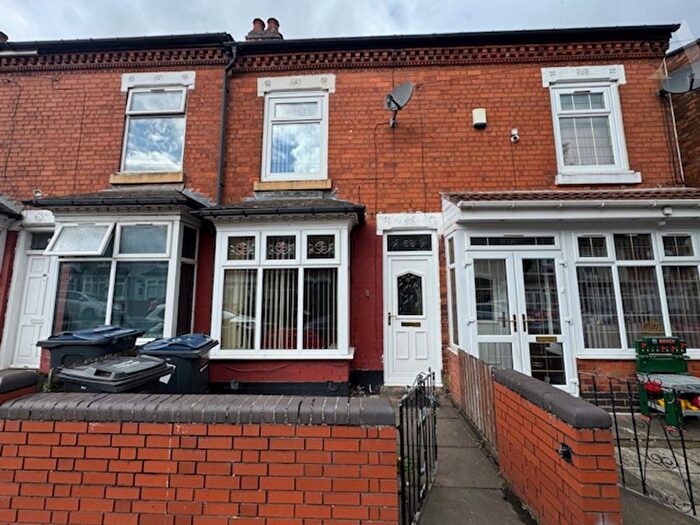 3 Bedroom Terraced House For Sale In Membury Road, Birmingham, West Midlands, B8