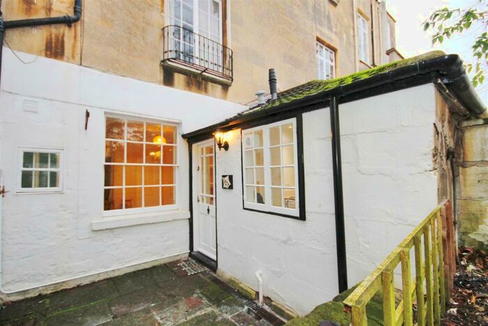 Studio To Rent In Weston Road, BA1