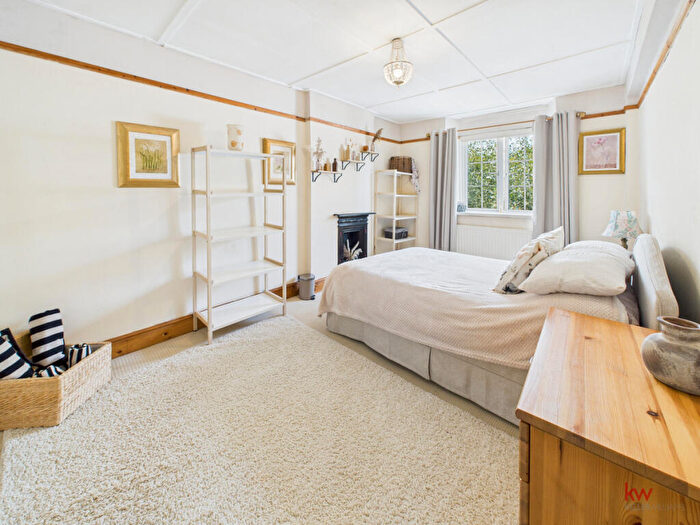 3 Bedroom Cottage For Sale In Willand Old Village, Cullompton, EX15