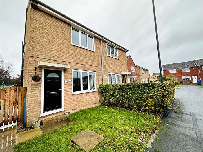 2 Bedroom Semi Detached House For Sale In Ryedale Way, Selby, YO8