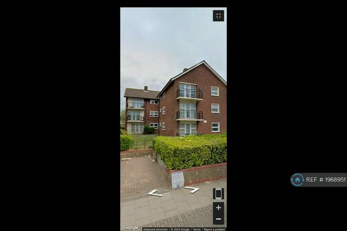 Studio To Rent In London, London, E15