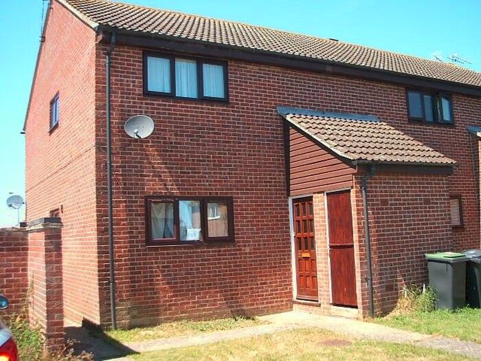 1 Bedroom Flat To Rent In Alexander Drive, Needham Market, IP6