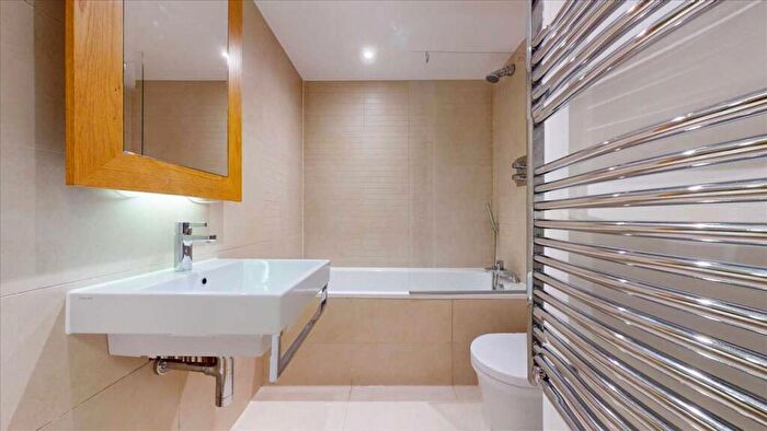 2 Bedroom Apartment To Rent In Allsop Place, London, NW1