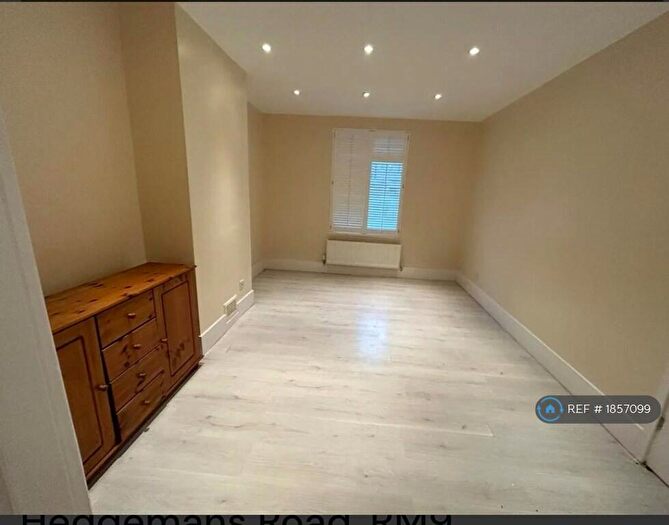 2 Bedroom Terraced House To Rent In Hedgemans Road, Dagenham, RM9