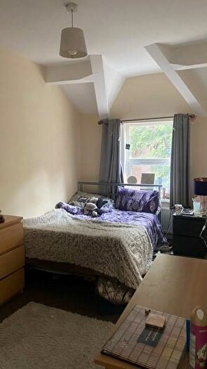 2 Bedroom House To Rent In Moorland Avenue, Leeds, West Yorkshire, LS6