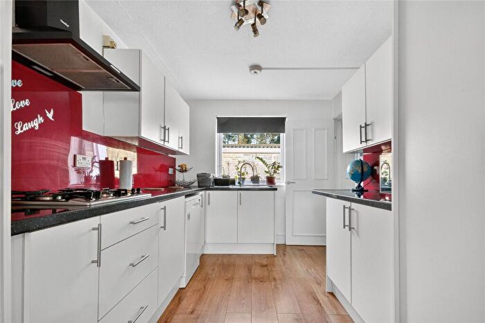 3 Bedroom House To Rent In Claverdon, Bracknell, Berkshire, RG12