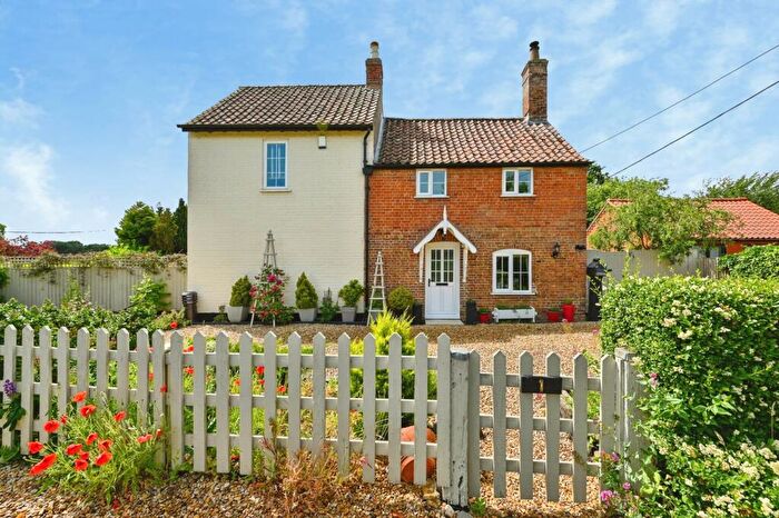 2 Bedroom Detached House For Sale In Westgate Street, Shouldham, King's Lynn, Norfolk, PE33