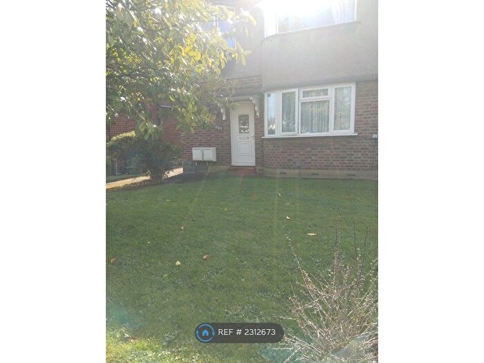 1 Bedroom Maisonette To Rent In Kenton Lane, Harrow, HA3