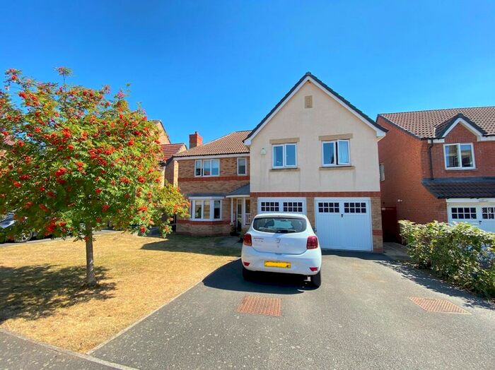 5 Bedroom House To Rent In Calke Close, Loughborough, LE11