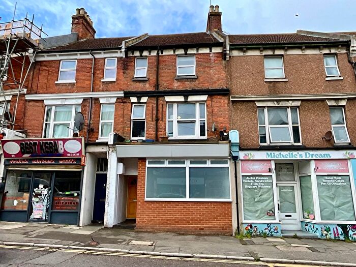 3 Bedroom Maisonette For Sale In London Road, Bexhill-On-Sea, TN39