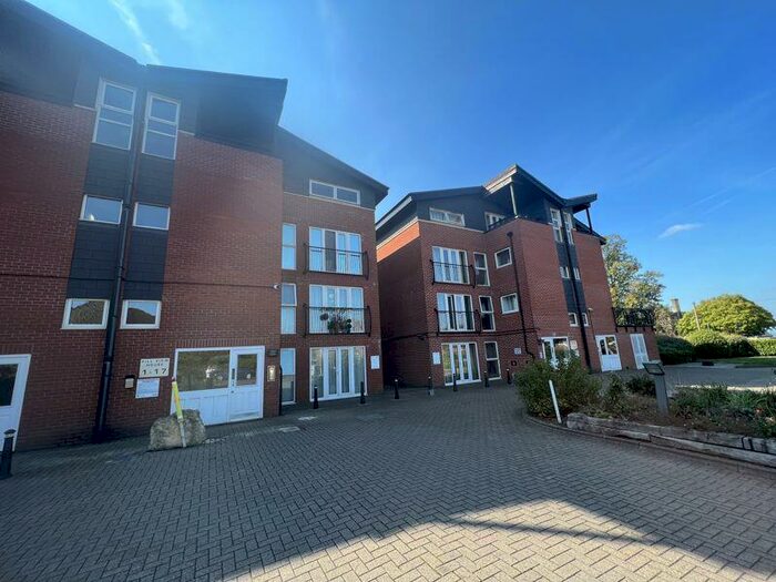 2 Bedroom Flat To Rent In Lodge Road Kingswood, BS15