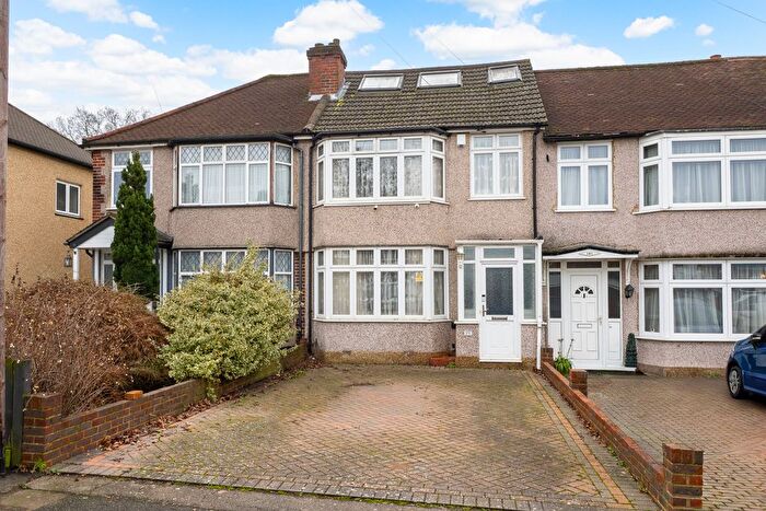 3 Bedroom Terraced House For Sale In Windsor Avenue, Cheam, Sutton, SM3