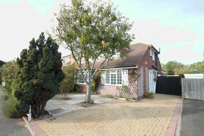 4 Bedroom Semi-Detached House To Rent In Gibson Place, Stanwell, Staines TW19