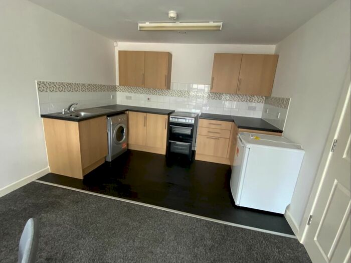 2 Bedroom Flat To Rent In Carriage Grove, Bootle, L20