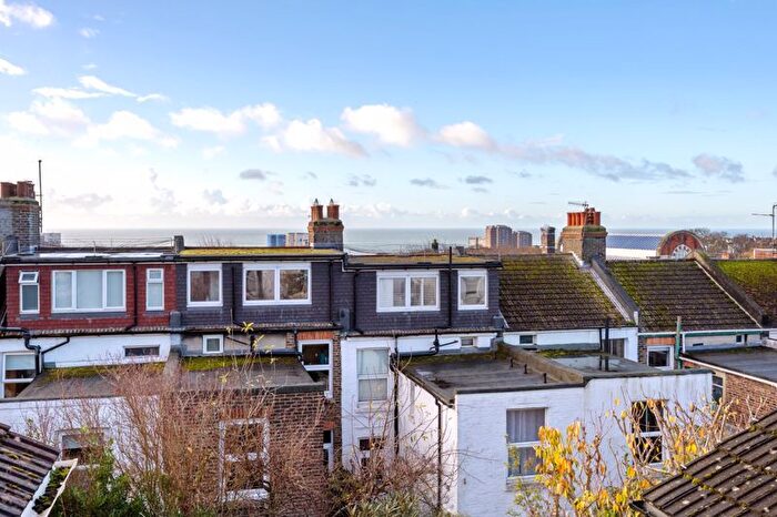 3 Bedroom Terraced House For Sale In Freshfield Street, Queens Park, Brighton, BN2