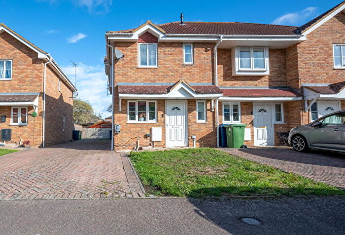 3 Bedroom Semi-Detached House For Sale In The Birches, March, PE15
