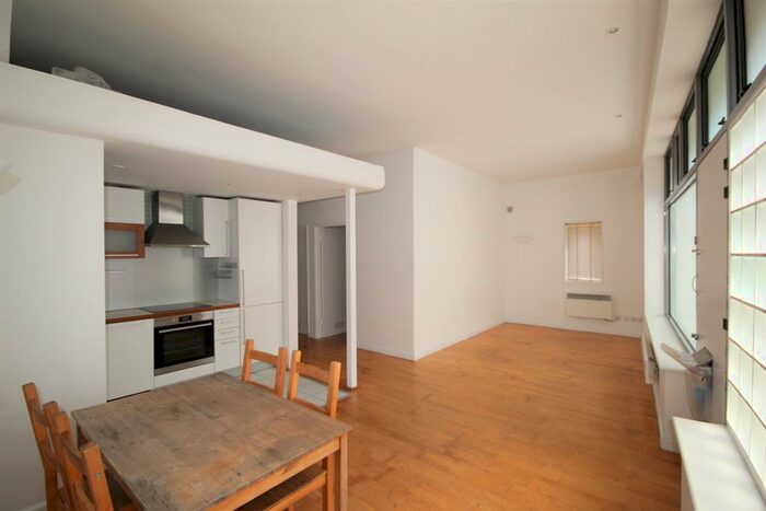 2 Bedroom Flat To Rent In Cheshire Street, Shoreditch E2