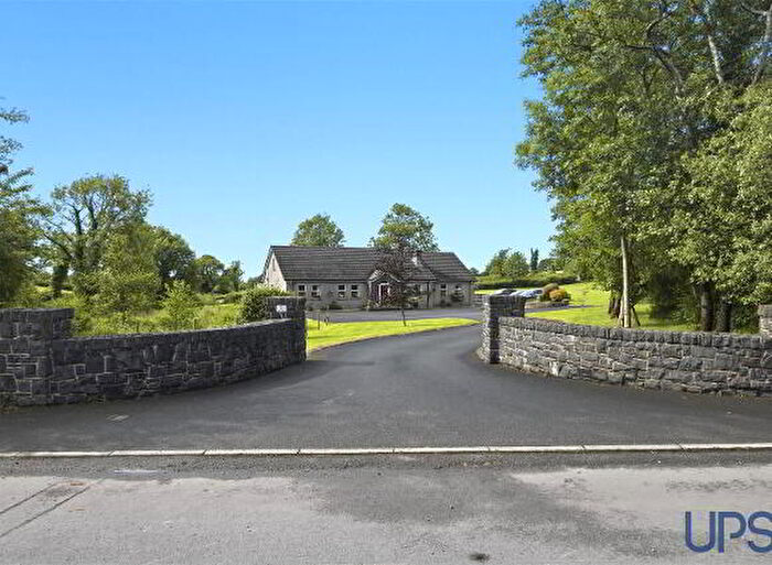 5 Bedroom Detached Bungalows For Sale In Lower Road, Glenavy, BT29