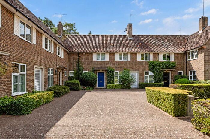3 Bedroom Terraced House For Sale In Forest Close, Ascot, Berkshire, SL5