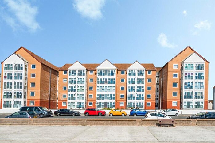 2 Bedroom Apartment For Sale In Esplanade, Seaford, BN25