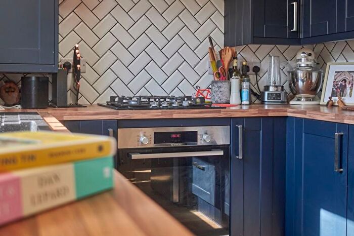 3 Bedroom Terraced House For Sale In Horseguards, Exeter, EX4