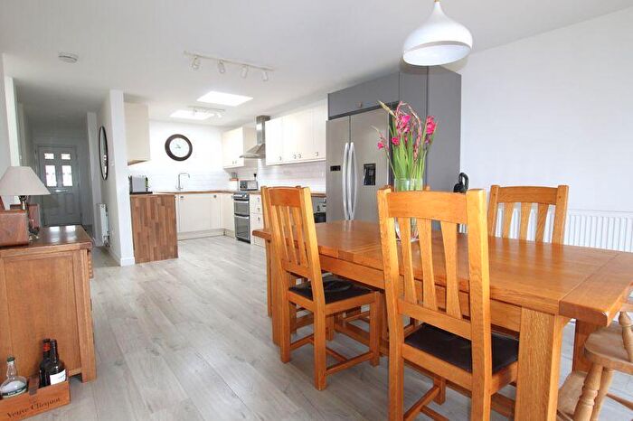 5 Bedroom Semi-Detached House For Sale In Sherrydon, Cranleigh, GU6