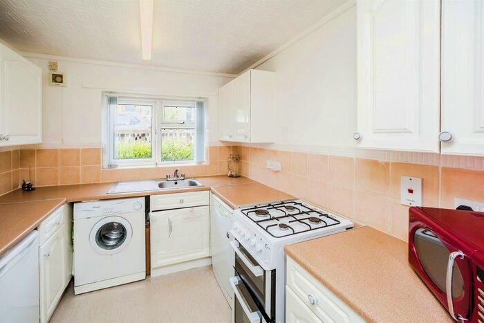 1 Bedroom Flat To Rent In Gerrard Street, Halifax, HX1