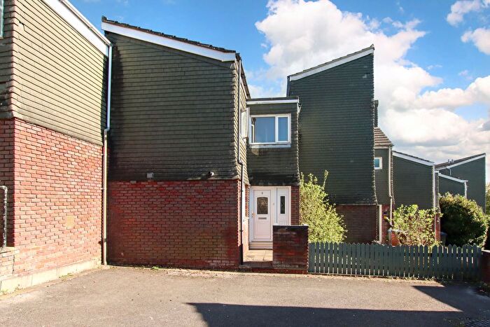 2 Bedroom Terraced House For Sale In Lavender Walk, Hemel Hempstead, HP2