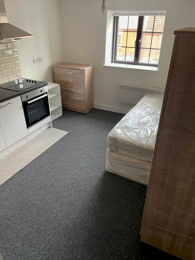 Studio To Rent In Rockstone Lane, Southampton, SO14