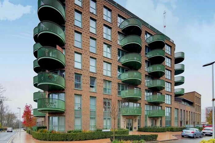 3 Bedroom Flat To Rent In Ottley Drive, Kidbrooke, SE3