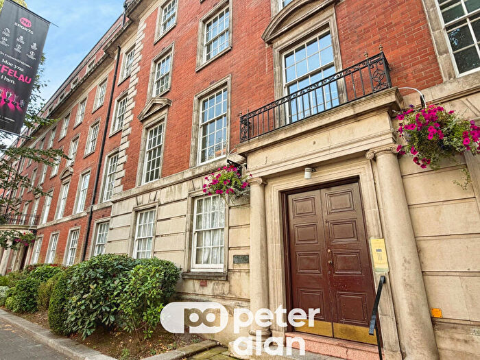 3 Bedroom Property To Rent In Raglan House, Westgate Street, CF10