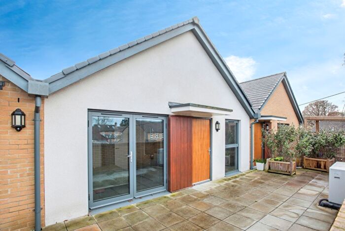 2 Bedroom Flat For Sale In Draycott Road, Southmoor, Abingdon, OX13