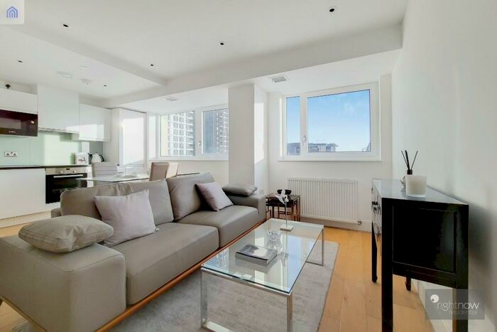 2 Bedroom Flat To Rent In Edridge Road, Croydon, London, CR0