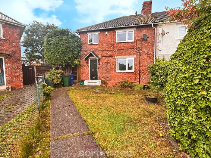3 Bedroom Semi-detached House For Sale In Orchard Lane, Moorends, Doncaster, DN8