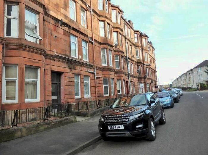 1 Bedroom Flat To Rent In Middleton Street, Cessnock, G51