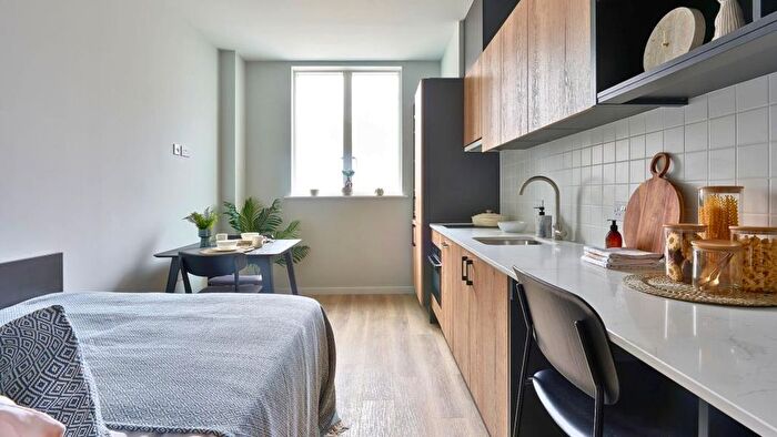 Studio To Rent In Bury Street, Guildford, GU2