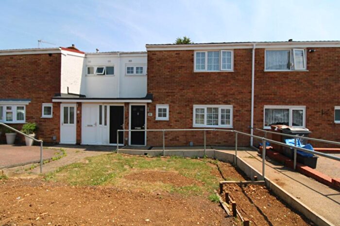 3 Bedroom Terraced House For Sale In Long Leaves, Stevenage, SG2